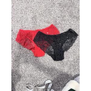 NEW w/o tags Women’s Lace Cheeky Panties – Size Medium